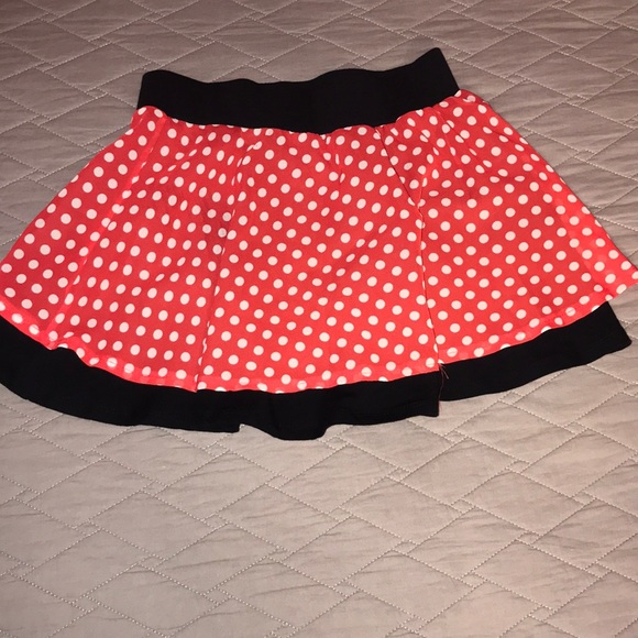 Minnie Mouse skirt - Picture 3 of 6